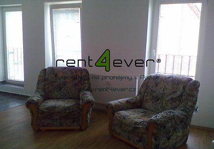 Pronájem bytu, Šestajovice, Komenského, byt 2+kk, 42 m2, cihla, částečně vybavený, Rent4Ever.cz