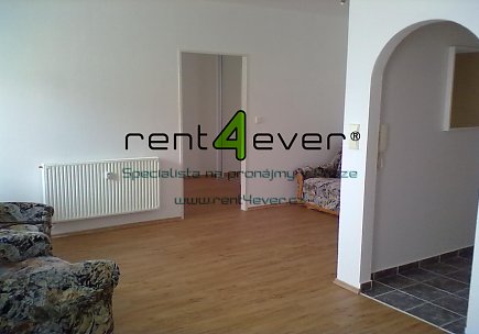 Pronájem bytu, Šestajovice, Komenského, byt 2+kk, 42 m2, cihla, částečně vybavený, Rent4Ever.cz