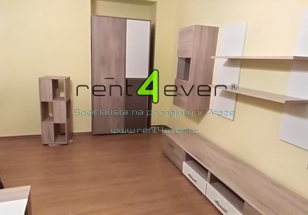 Pronájem bytu, Košíře, Holečkova, 2+1, 68 m2, cihla, po rekonstrukci, kompletně zařízený nábytkem, Rent4Ever.cz