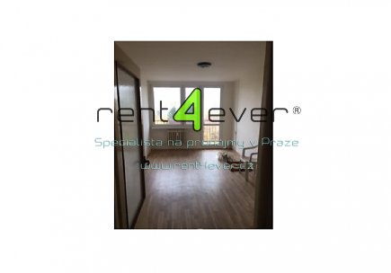Pronájem bytu, Chodov, Konstantinova, byt 4+1, 88 m2, po rekonstrukci, balkon, výtah, nezařízený, Rent4Ever.cz