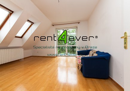 Pronájem bytu, Hodkovičky, V zátiší, 2+1 v RD, 180 m2, cihla, terasa, zahrada, půda, nezařízený, Rent4Ever.cz