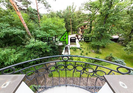 Pronájem bytu, Hodkovičky, V zátiší, 2+1 v RD, 180 m2, cihla, terasa, zahrada, půda, nezařízený, Rent4Ever.cz