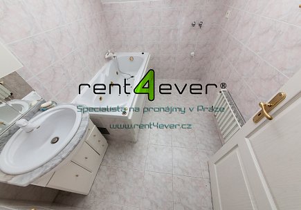 Pronájem bytu, Hodkovičky, V zátiší, 2+1 v RD, 180 m2, cihla, terasa, zahrada, půda, nezařízený, Rent4Ever.cz
