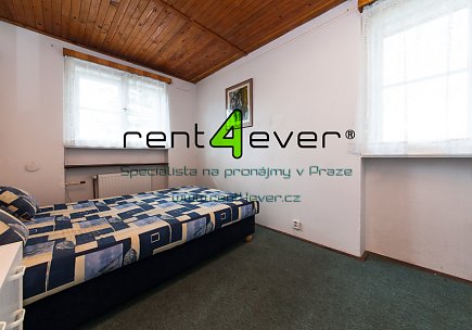 Pronájem bytu, Bubeneč, Rooseveltova, 2+kk ve vile, 43 m2, cihla, zařízený, Rent4Ever.cz