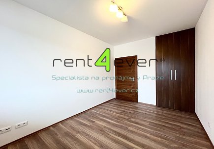 Pronájem bytu, Uhříněves, U Uhříněveské obory, 2+kk, 49 m2, novostavba, cihla, částečně zařízený, Rent4Ever.cz