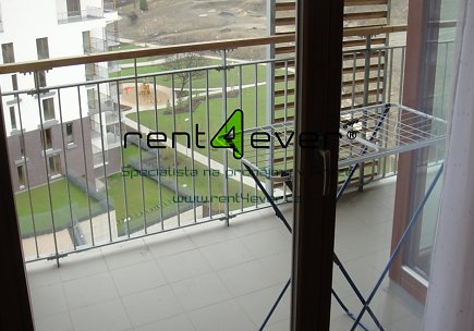 Pronájem bytu, Hrdlořezy, Nad Smetankou, 2+kk, 65 m2, novostavba, cihla, balkon, výtah, zařízený, Rent4Ever.cz