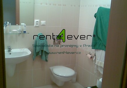 Pronájem bytu, Hrdlořezy, Nad Smetankou, 2+kk, 65 m2, novostavba, cihla, balkon, výtah, zařízený, Rent4Ever.cz