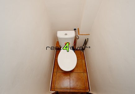 Pronájem bytu, Vysočany, Spojovací, byt 2+kk, 45 m2,  zahrada, nezařízený, Rent4Ever.cz