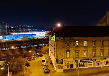 Pronájem bytu, Vysočany, Spojovací, byt 2+kk, 45 m2,  zahrada, nezařízený, Rent4Ever.cz