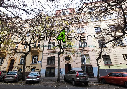 Pronájem bytu, Vinohrady, Lužická, luxusní byt 2+kk, 76 m2, cihla, šatna, vybavený nábytkem, Rent4Ever.cz