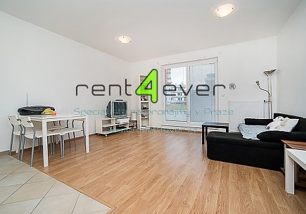 Pronájem bytu, Letňany, Pavla Beneše, 1+kk, 34 m2, novostavba, balkon, částečně zařízený, Rent4Ever.cz