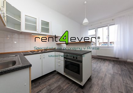 Pronájem bytu, Smíchov, Nad Popelkou, byt 3+1, 75 m2, cihla, lodžie, částečně vybavený nábytkem, Rent4Ever.cz