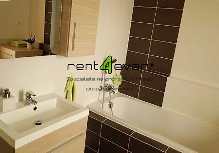 Pronájem bytu, Zbraslav, Neumannova, 2+kk, 54 m2, novostavba, cihla, 3x terasa, zařízený, Rent4Ever.cz