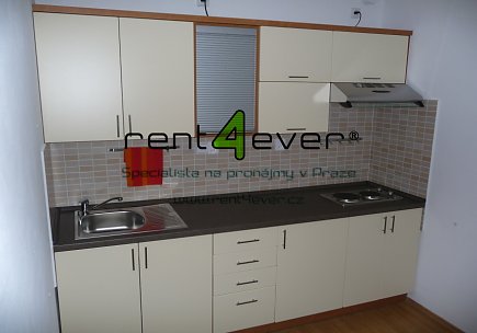 Pronájem bytu, Michle, V dolině, 2+kk, 48 m2, novostavba, 2x balkon, garáž, částečně zařízený, Rent4Ever.cz