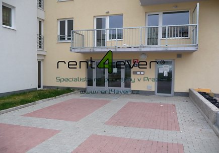 Pronájem bytu, Michle, V dolině, 2+kk, 48 m2, novostavba, 2x balkon, garáž, částečně zařízený, Rent4Ever.cz