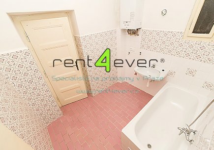 Pronájem bytu, Bubeneč, Jugoslávských partyzánů, 3+1, 112 m2, cihla, 2x balkon, sklep, nezařízený , Rent4Ever.cz