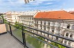 Pronájem bytu, Vinohrady, Vinohradská, byt 1+kk, 25 m2, po rekonstrukci, terasa, zařízený nábytkem, Rent4Ever.cz
