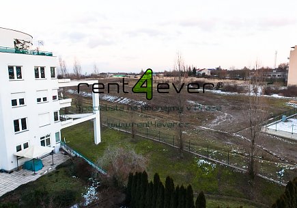 Pronájem bytu, Hlubočepy, Štěpařská, byt 2+kk, 44 m2, novostavba, cihla, balkon, výtah, zařízený, Rent4Ever.cz