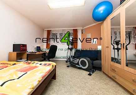 Pronájem bytu, Stodůlky, Bašteckého, garsoniéra, 25 m2, výtah, zařízená, Rent4Ever.cz