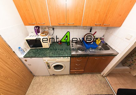 Pronájem bytu, Stodůlky, Bašteckého, garsoniéra, 25 m2, výtah, zařízená, Rent4Ever.cz