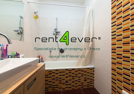 Pronájem bytu, Nusle, Oldřichova, 2+1, 69 m2, cihla, nezařízený nábytkem, Rent4Ever.cz