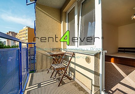 Pronájem bytu, Libeň, Kovanecká, 2+kk, 53 m2, novostavba, balkon, garáž, sklep, část. zařízený , Rent4Ever.cz
