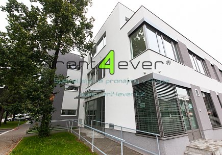 Pronájem bytu, Strašnice, Novostrašnická, 2+kk, 58 m2, novostavba, balkon, sklep, nezařízený, Rent4Ever.cz
