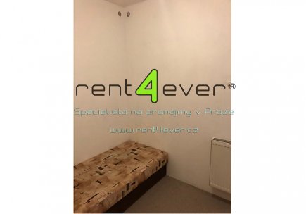 Pronájem bytu, Břevnov, Radimova, polosuterénní byt 2+1, 52 m2, cihla, částečně vybavený nábytkem, Rent4Ever.cz