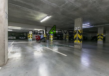 Pronájem bytu, Modřany, Pískařská, 1+kk, 42.9 m2, novostavba, cihla, lodžie, garáž. stání, zařízený, Rent4Ever.cz