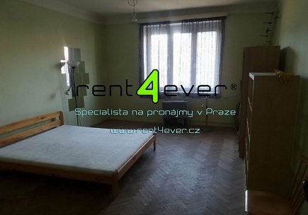 Pronájem bytu, Košíře, Vrchlického, byt 1+kk, 28 m2, cihla, částečně vybavený nábytkem, Rent4Ever.cz