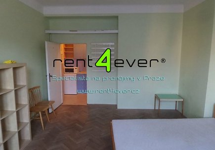 Pronájem bytu, Košíře, Vrchlického, byt 1+kk, 28 m2, cihla, částečně vybavený nábytkem, Rent4Ever.cz
