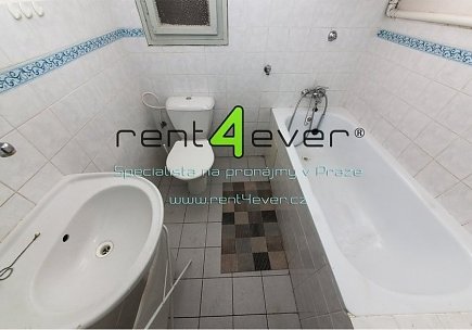 Pronájem bytu, Košíře, Vrchlického, byt 1+kk, 28 m2, cihla, částečně vybavený nábytkem, Rent4Ever.cz