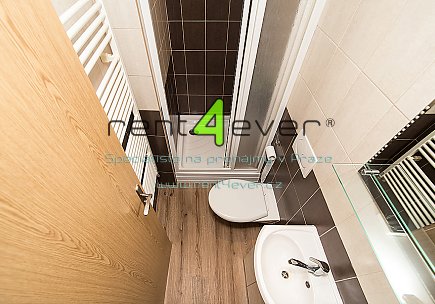 Pronájem bytu, Lipence, Josefa Houdka, suterénní byt 1+1, 35 m2, novostavba, sklep, vybavený, Rent4Ever.cz