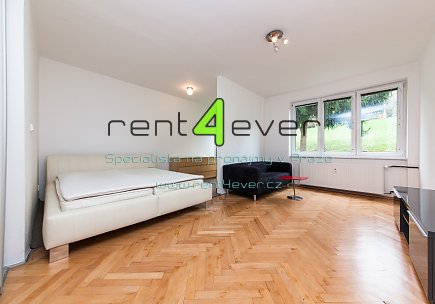 Pronájem bytu, Břevnov, Bělohorská, 2+kk, 64 m2, po rekonstrukci, sklep, část. zařízený nábytkem, Rent4Ever.cz