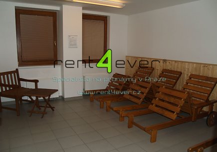 Pronájem bytu, Žižkov, Kališnická, byt 1+kk, 35 m2, novostavba, výtah, garáž, fitness, sauna, Rent4Ever.cz