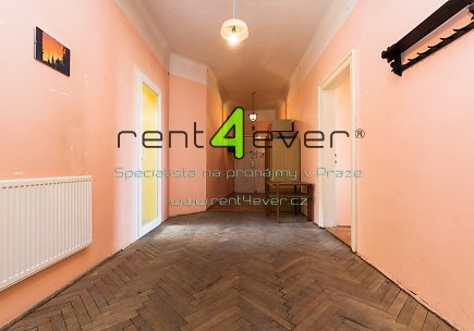Pronájem bytu, Nusle, Na Jezerce, byt 2+1, 88 m2, cihla, balkon, výtah, zařízený, Rent4Ever.cz