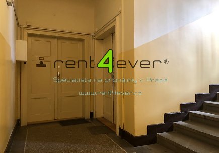 Pronájem bytu, Nusle, Na Jezerce, byt 2+1, 88 m2, cihla, balkon, výtah, zařízený, Rent4Ever.cz