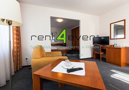 Pronájem bytu, Braník, Ve studeném, byt 2+kk v RD, 45 m2, cihla, vybavený nábytkem, Rent4Ever.cz