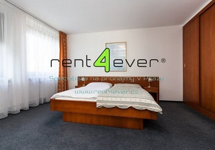 Pronájem bytu, Braník, Ve studeném, byt 2+kk v RD, 45 m2, cihla, vybavený nábytkem, Rent4Ever.cz