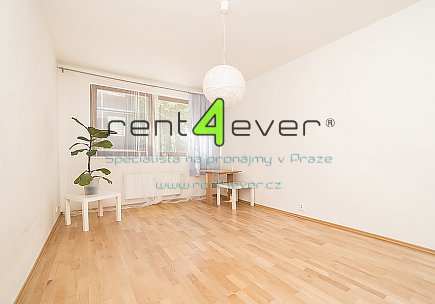 Pronájem bytu, Smíchov, Na Neklance, byt 1+kk, 29 m2, v novostavbě, nezařízený nábytkem, Rent4Ever.cz