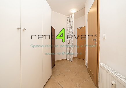 Pronájem bytu, Smíchov, Na Neklance, byt 1+kk, 29 m2, v novostavbě, nezařízený nábytkem, Rent4Ever.cz