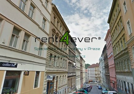 Pronájem bytu, Žižkov, Blahníkova, 2+kk, 35 m2, cihla, po rekonstrukci, výtah, zařízený nábytkem, Rent4Ever.cz