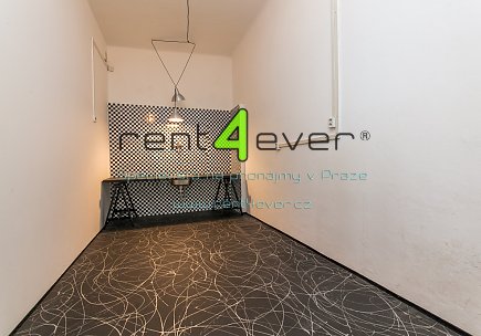 Pronájem bytu, Nusle, Oldřichova, 1+1, 80 m2, cihla, terasa, nezařízený, Rent4Ever.cz
