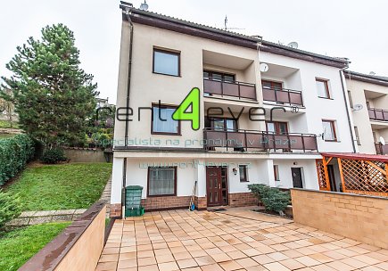 Pronájem bytu, Smíchov, Pod Hybšmankou, řadový RD 6+1, 320 m2, cihla, balkon, terasa, zařízený, Rent4Ever.cz