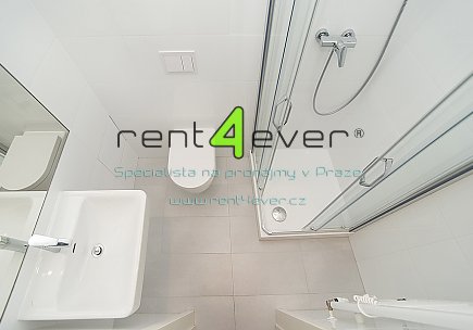 Pronájem bytu, Smíchov, U Pernikářky, 1+kk, 22 m2, cihla, výtah, komora, zařízený, Rent4Ever.cz