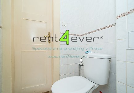 Pronájem bytu, Žižkov, Blodkova, byt 3+1, 87 m2, cihla, komora, výtah, zařízený nábytkem, Rent4Ever.cz