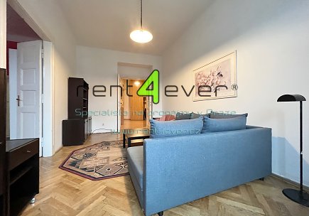Pronájem bytu, Žižkov, Blodkova, byt 3+1, 87 m2, cihla, komora, výtah, zařízený nábytkem, Rent4Ever.cz