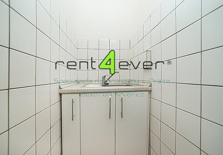Pronájem bytu, Dejvice, Václavkova, byt 2+1, 68 m2, cihla, výtah, nezařízený nábytkem, Rent4Ever.cz