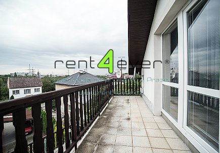 Pronájem bytu, Kyje, Zvíkovská, byt 3+1 v RD, 100 m2, cihla, balkon, zahrada, zařízený nábytkem, Rent4Ever.cz