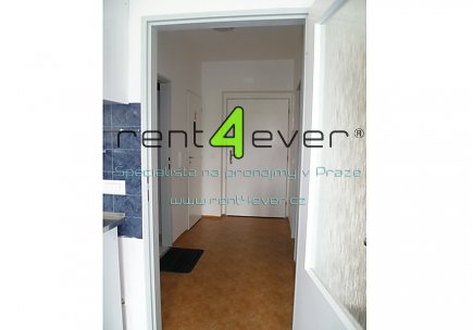 Pronájem bytu, Letňany, Kostomlatská, byt 1+kk, 49 m2, novostavba, balkon, šatna, výtah, nezařízený, Rent4Ever.cz